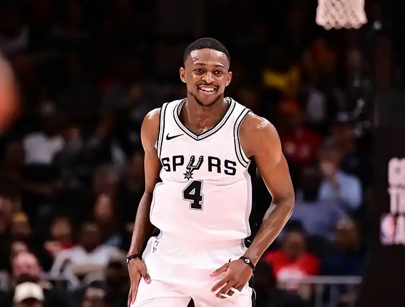 九游-包含圣安东尼奥马刺关键时刻队长鼓劲，志在全明星赛名次提升，悬念犹存，团队化学反应显著的词条