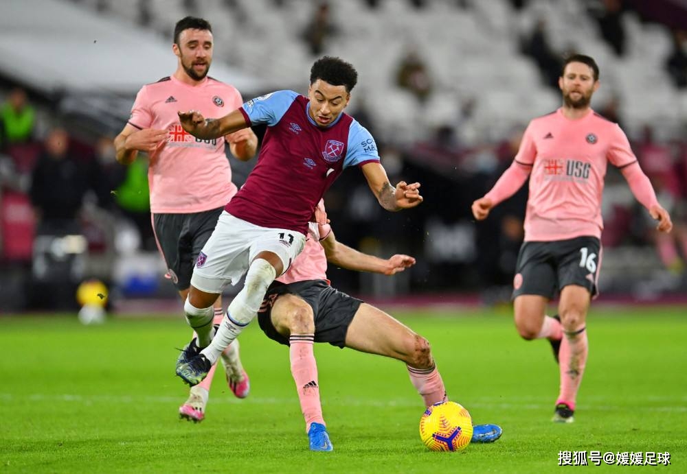 九游-阿斯顿维拉训练开放日，集结日官宣签约引欢呼，欧联在即，轮换策略成焦点的简单介绍